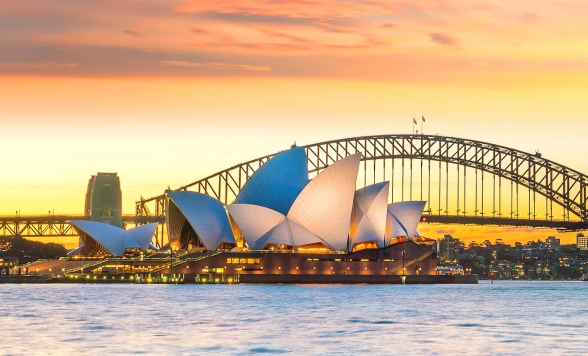 オーストラリアの象徴を巡る！シドニーハーバークルーズ